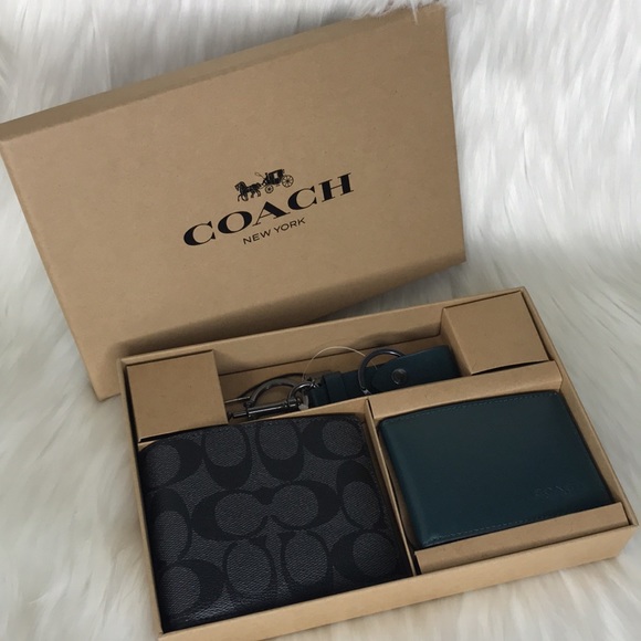 Boxed 3 In 1 Wallet Gift Set In Colorblock Signature Canvas - Picture 14 of 15